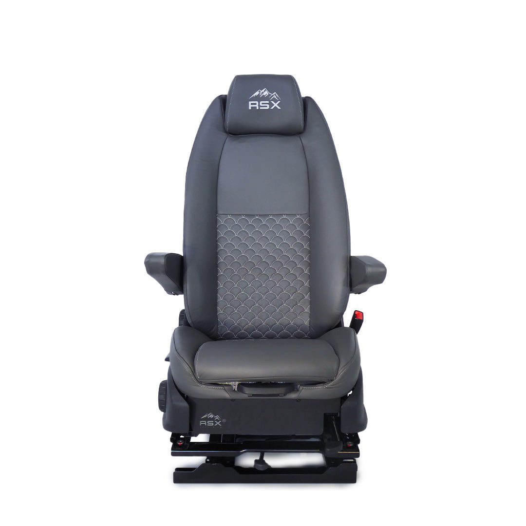 Ledersitz-Set mit Rautenmuster