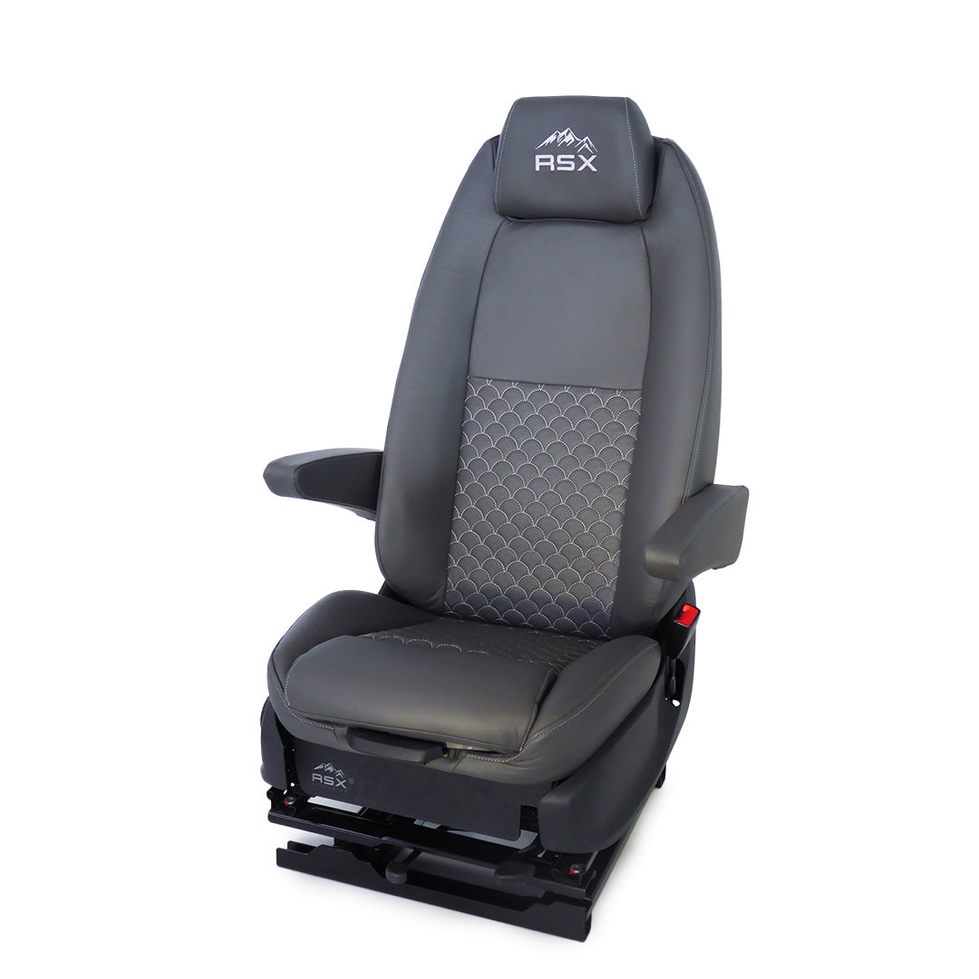 Ledersitz-Set mit Rautenmuster