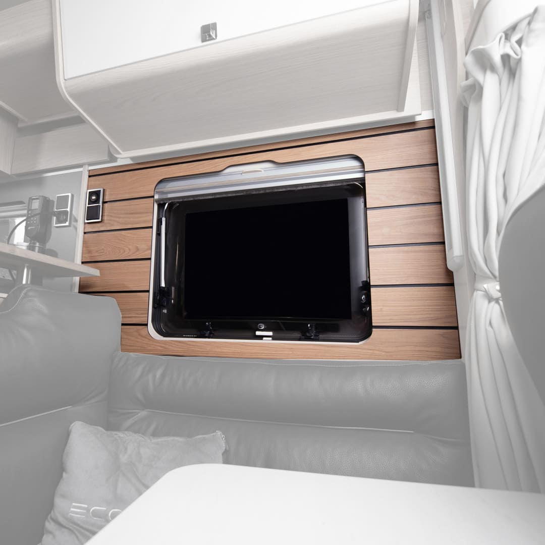 Living area - Side Walls Upgrade 2024