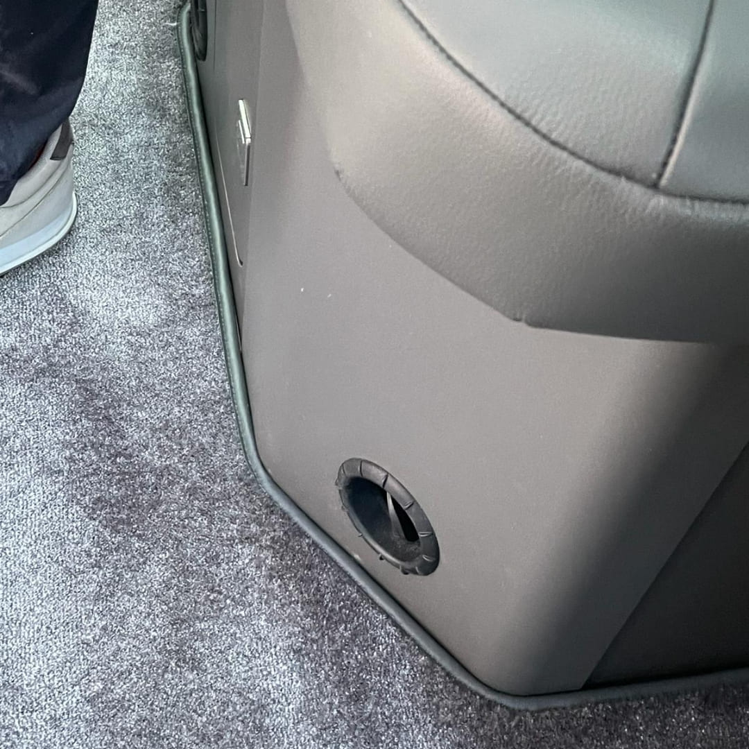 Carpet - Living Room - VW Grand California