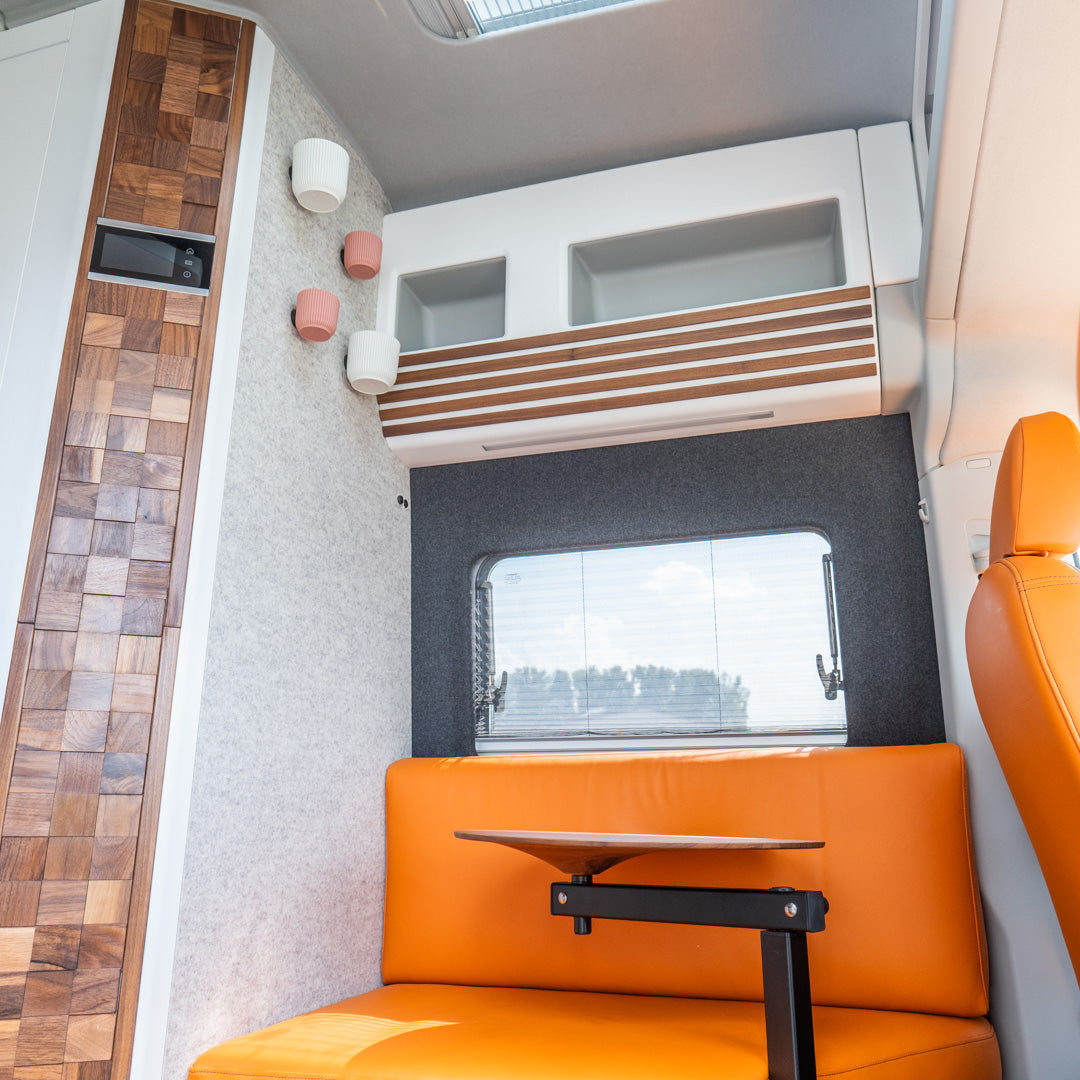 Wollfilzwand zum Bad (im Wohnraum) - VW Grand California